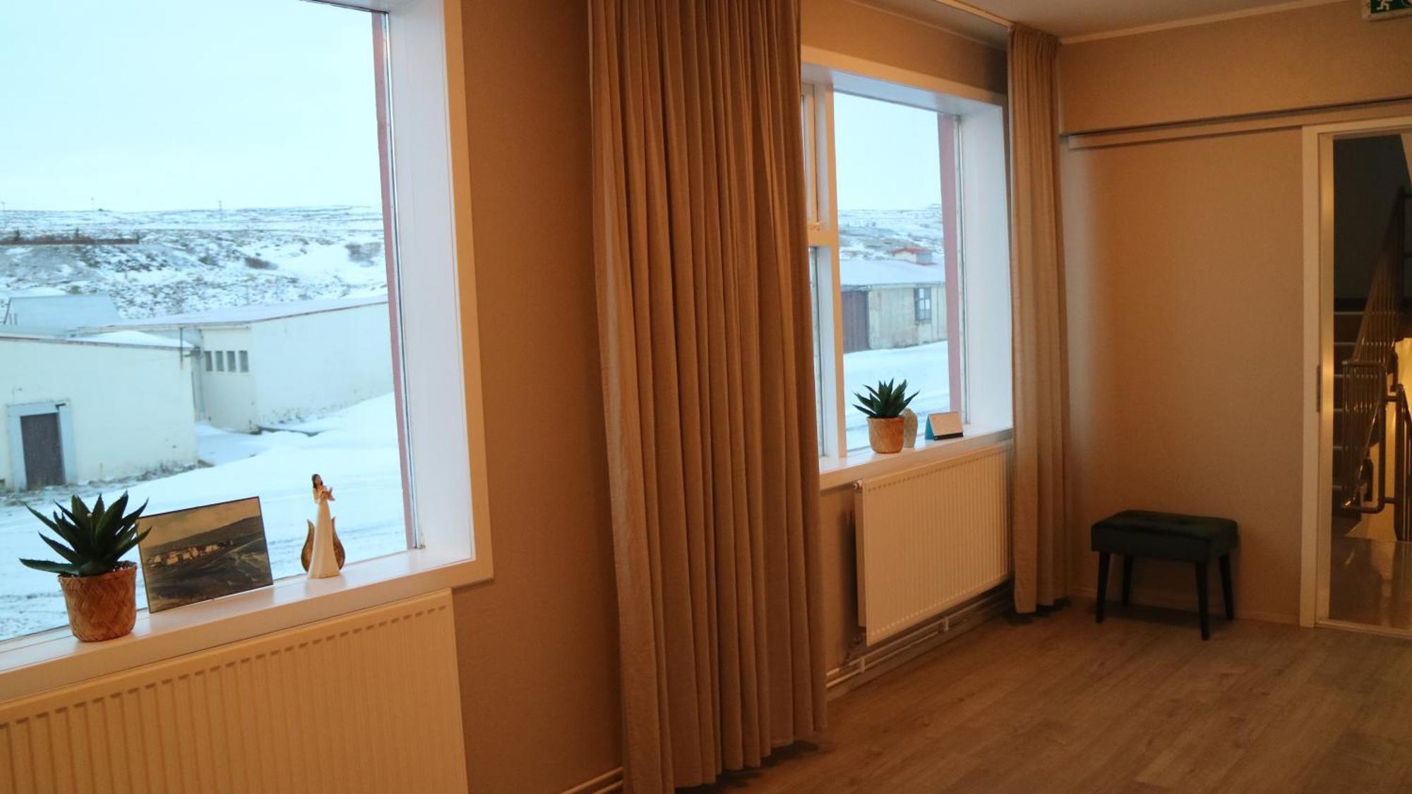 Tangahus Guesthouse Bortheyri ภายนอก รูปภาพ